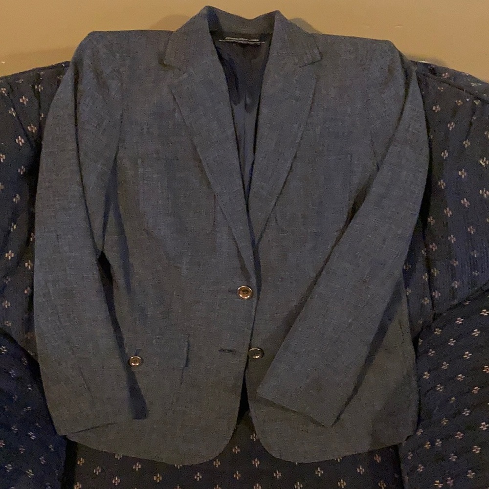 Gold buttoned Blazer